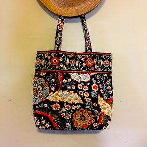 Vera Bradley large quilted tote EUC Black red gold green